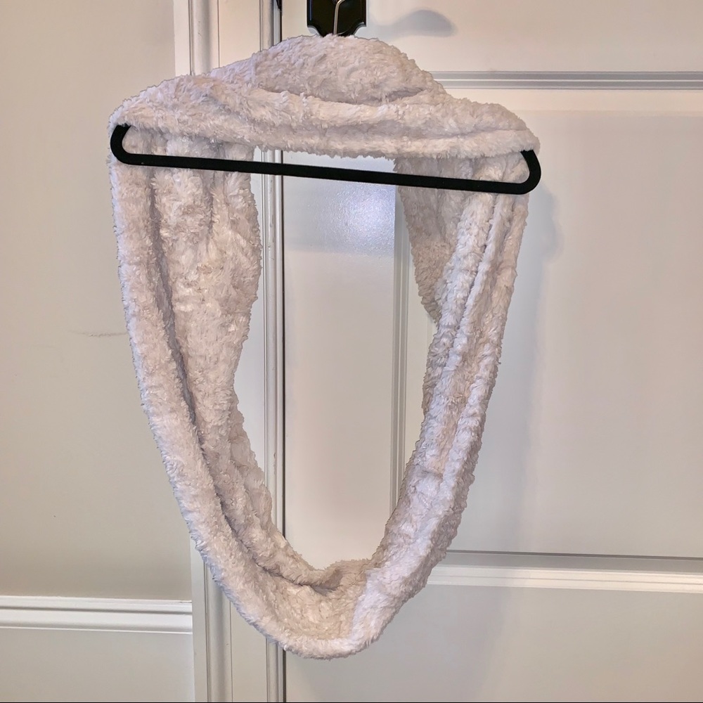 Soft and cozy Infiniti scarf